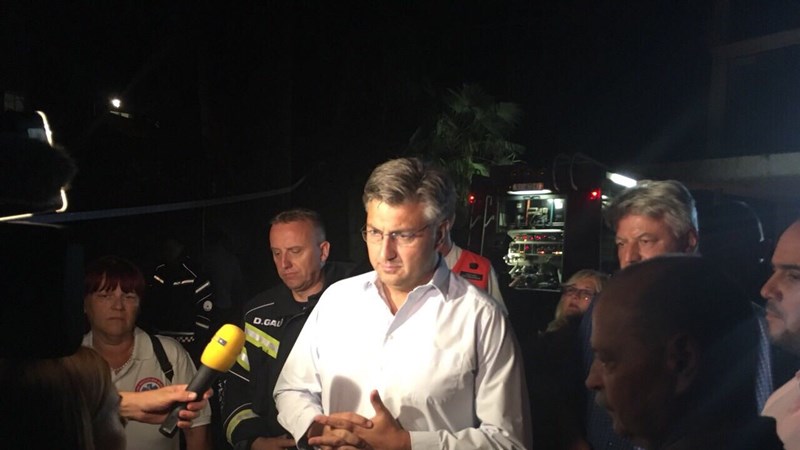 Predsjednik Vlade obišao bolnicu Lopača: Uz požrtvovnost djelatnika bolnice i vatrogasaca izbjegnuta je veća tragedija